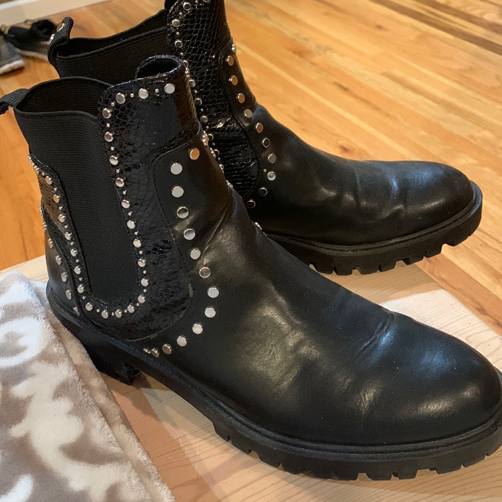 ZARA studded booties EUC!! Size 41 (10)